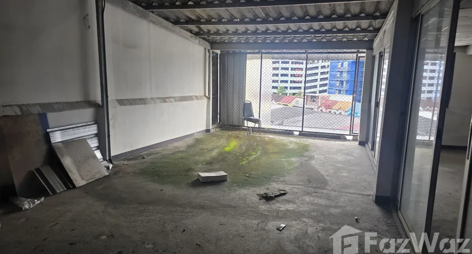 For rent retail Space in Bang Kapi, Bangkok