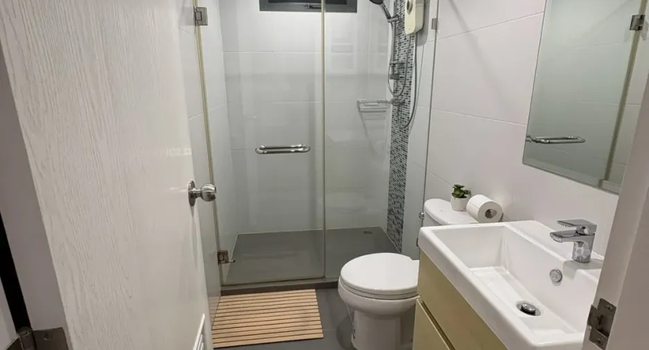 For rent 2 bedrooms condo in Bang Sue, Bangkok