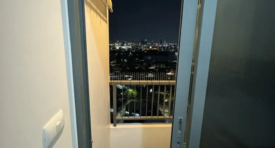 For rent 2 bedrooms condo in Bang Sue, Bangkok