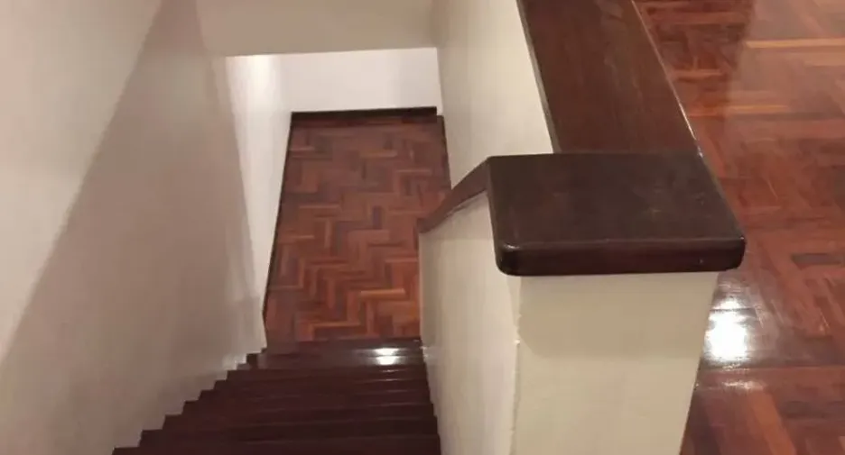 For rent 4 bedrooms townhouse in Khlong San, Bangkok
