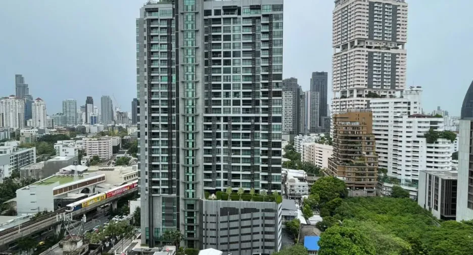 À louer 1 chambre condo à Khlong Toei, Bangkok