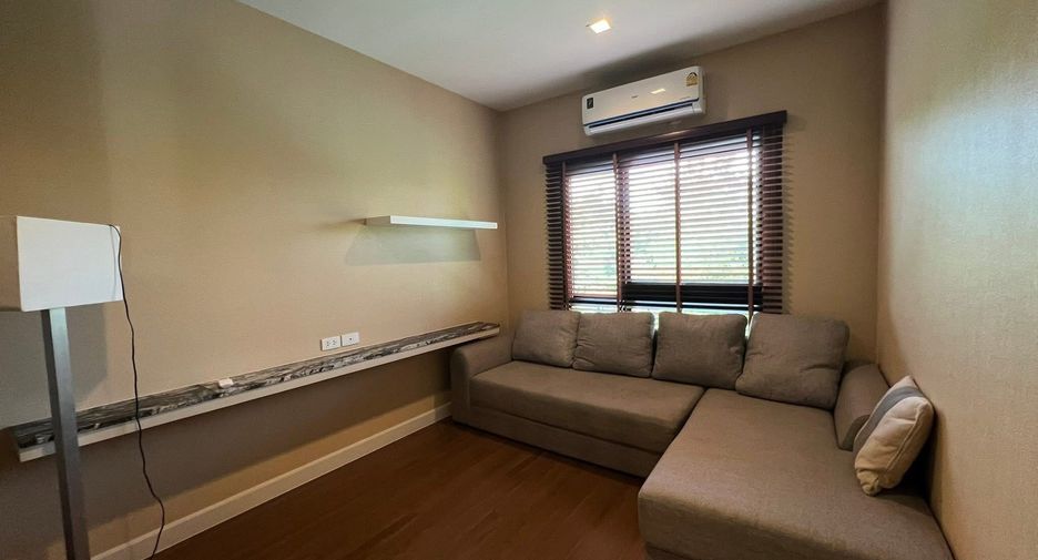 Casa en alquiler de 4 habitaciones en Bang Phli, Samut Prakan