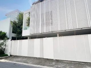 For rent 4 bedrooms house in Bueng Kum, Bangkok