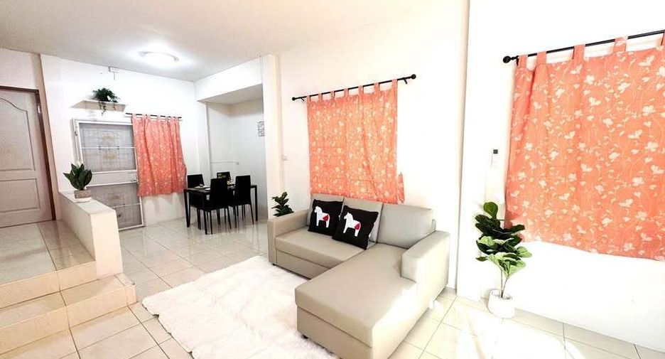 For rent 2 bedrooms house in Khlong Sam Wa, Bangkok
