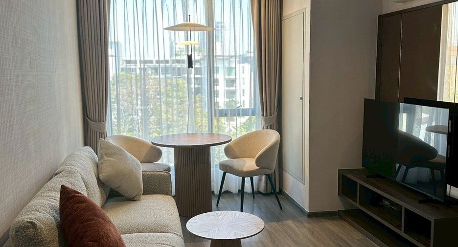 For rent 1 bed condo in Khlong Toei, Bangkok