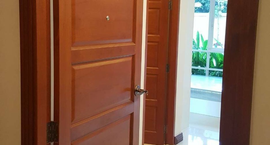 For rent studio condo in Din Daeng, Bangkok