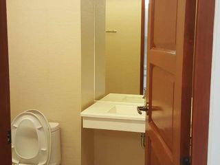 For rent studio condo in Din Daeng, Bangkok