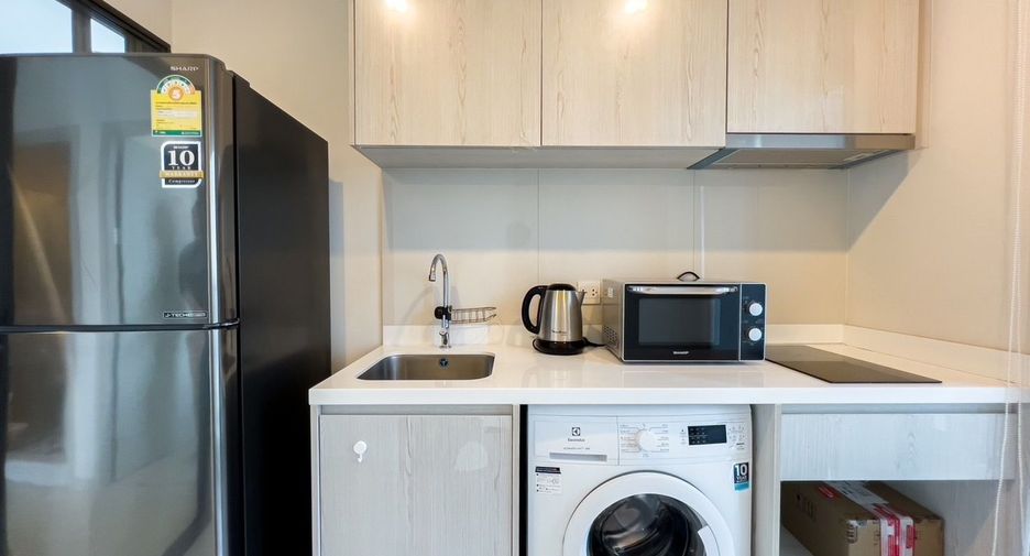 Wohnung zur Miete mit 2 Zimmer in Khlong Toei, Bangkok
