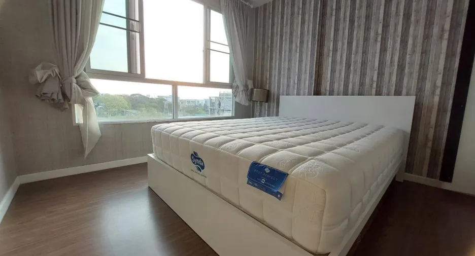 For rent 2 bedrooms condo in Mueang Chiang Mai, Chiang Mai