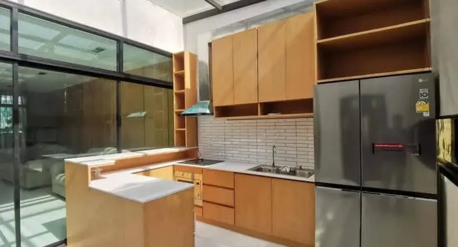 ให้เช่า 3 ห้องนอน ออฟฟิศ ใน เมืองสมุทรปราการ, สมุทรปราการ