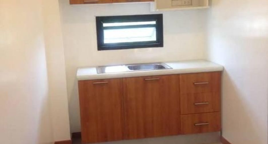 For rent 1 bed retail Space in Phra Khanong, Bangkok