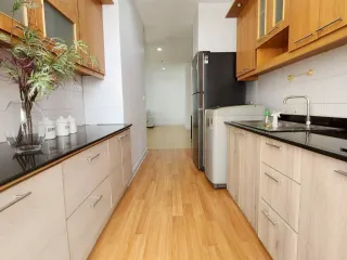 Wohnung zur Miete mit 3 Zimmer in Khlong Toei, Bangkok