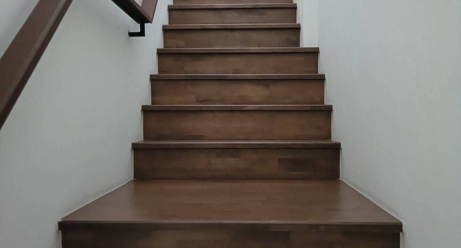For rent 3 bedrooms townhouse in Lat Phrao, Bangkok