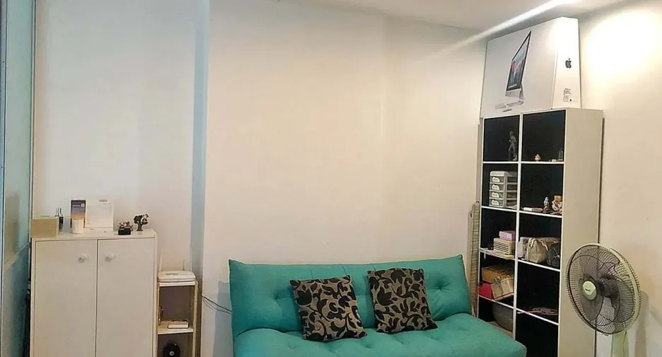 For rent studio condo in Phaya Thai, Bangkok