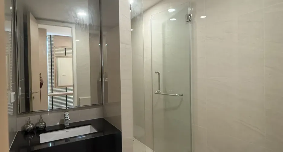 For rent 3 bedrooms townhouse in Mueang Samut Prakan, Samut Prakan