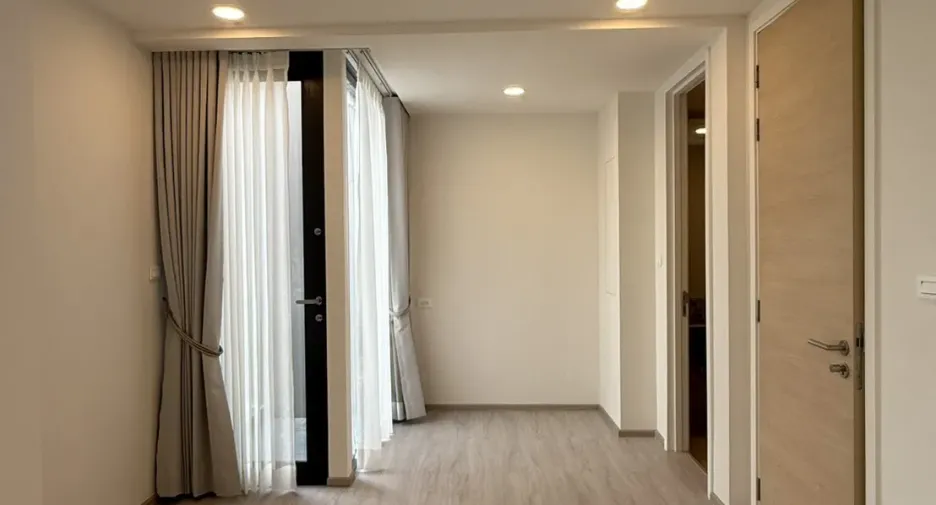For rent 3 bedrooms townhouse in Mueang Samut Prakan, Samut Prakan