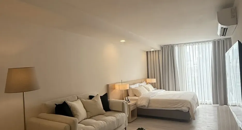 For rent 3 bedrooms townhouse in Mueang Samut Prakan, Samut Prakan