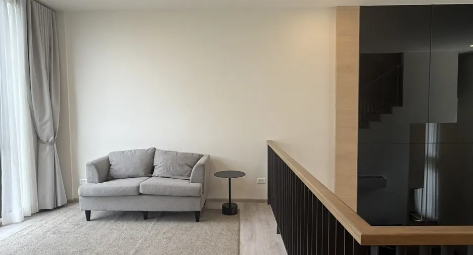 For rent 3 bedrooms townhouse in Mueang Samut Prakan, Samut Prakan