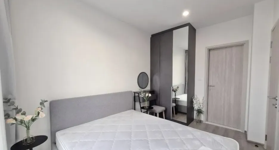 For rent 1 bed condo in Huai Khwang, Bangkok