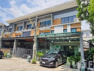 Reihenhaus zur Miete mit 3 Zimmer in Bueng Kum, Bangkok