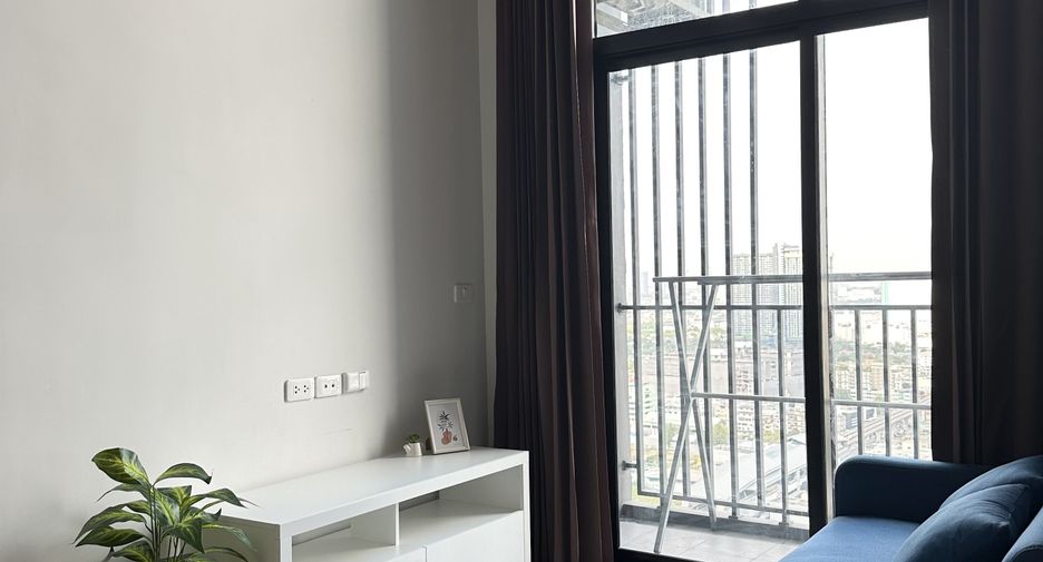 For rent 2 bedrooms condo in Bang Phlat, Bangkok