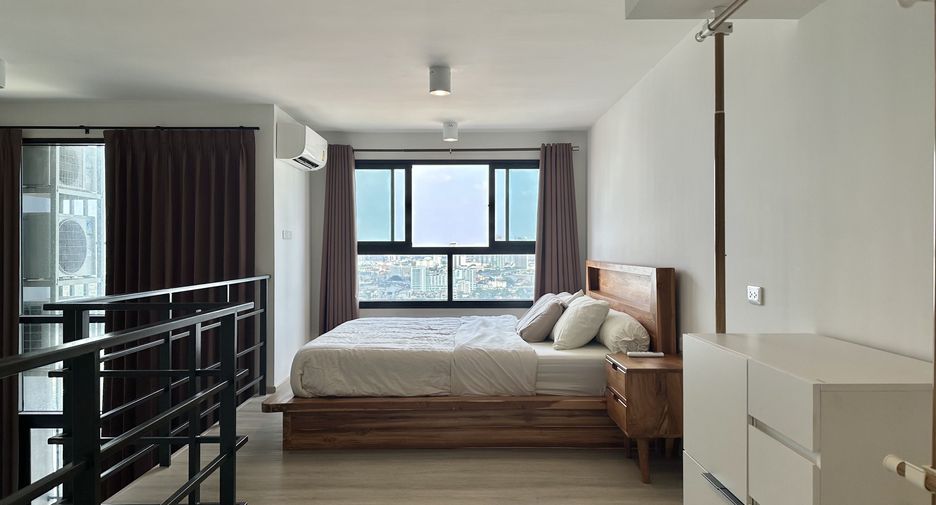 For rent 2 bedrooms condo in Bang Phlat, Bangkok