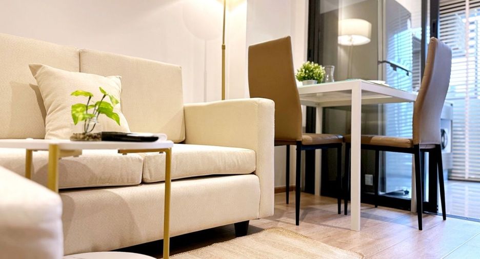 Condo en alquiler de 1 habitaciones en Huai Khwang, Bangkok
