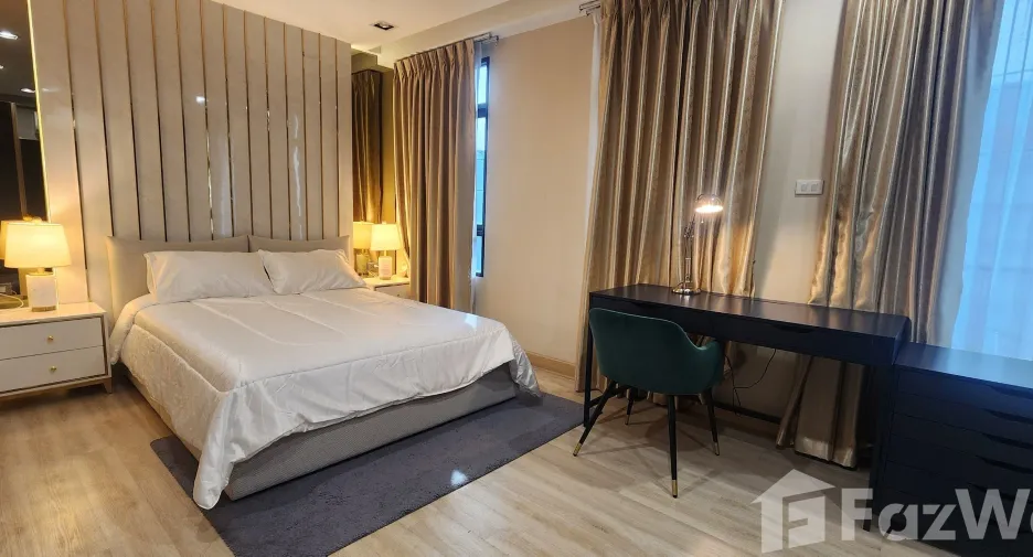 For rent 3 bedrooms townhouse in Lat Phrao, Bangkok
