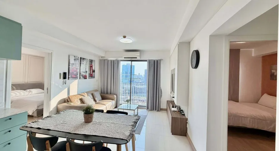 For rent 2 bedrooms condo in Suan Luang, Bangkok
