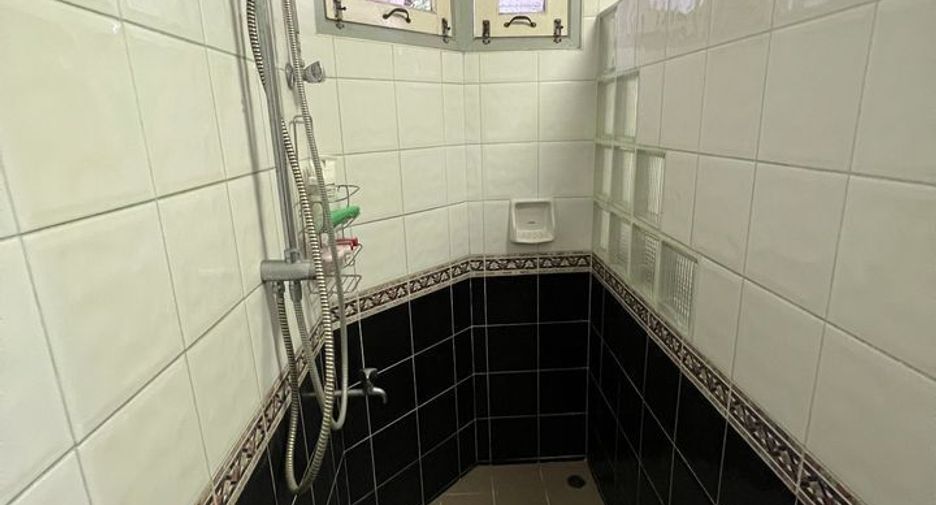 For rent 3 bedrooms house in Bang Na, Bangkok