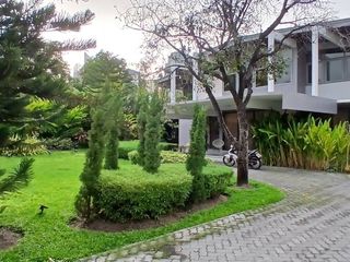 Casa en alquiler de 4 habitaciones en Watthana, Bangkok