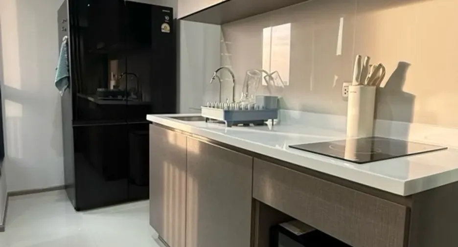 For rent 2 bedrooms condo in Chatuchak, Bangkok