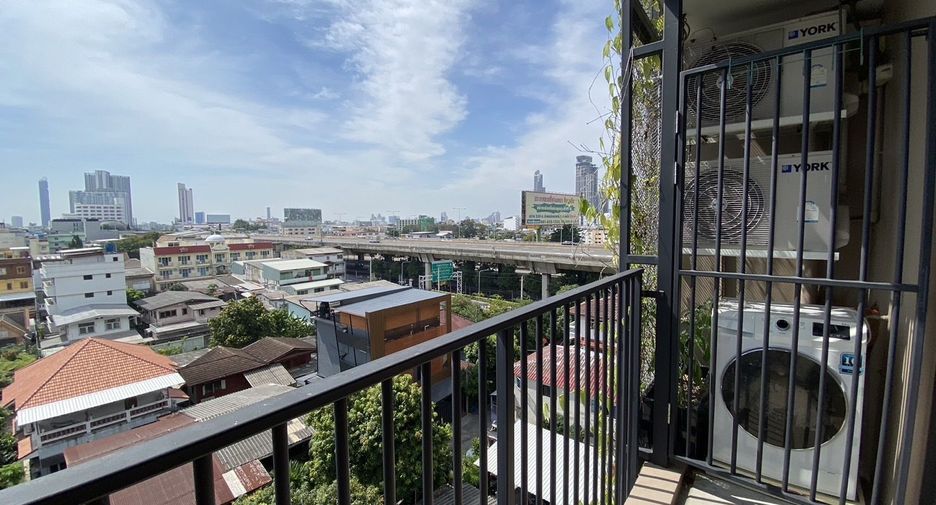 Condo en alquiler de 1 habitaciones en Sathon, Bangkok