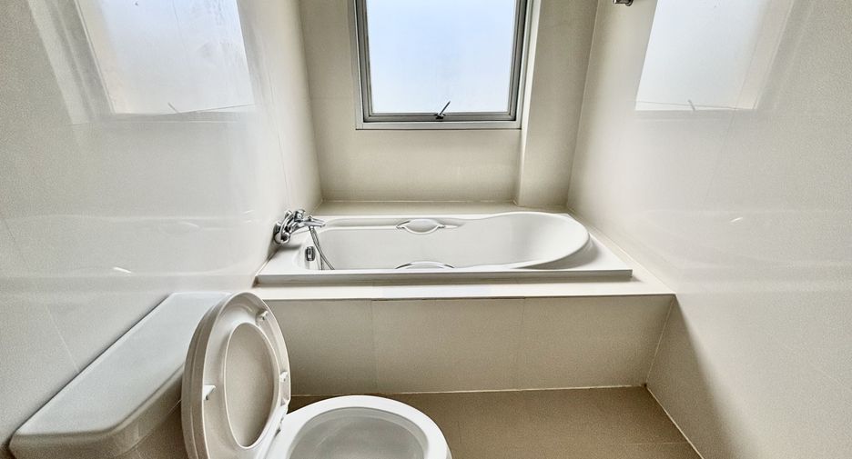 Apartment zur Miete mit 2 Zimmer in Khlong Toei, Bangkok