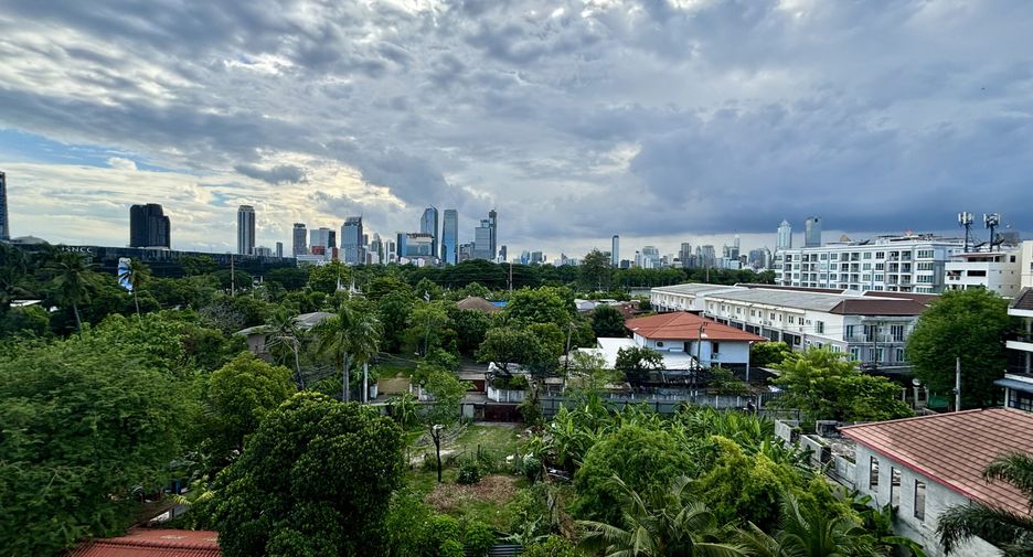 Apartment zur Miete mit 2 Zimmer in Khlong Toei, Bangkok
