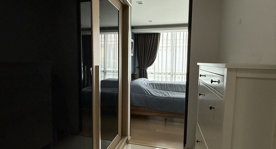 For rent 1 bed condo in Khlong Toei, Bangkok