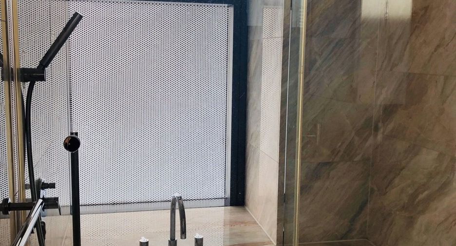 For rent 2 bedrooms condo in Sathon, Bangkok
