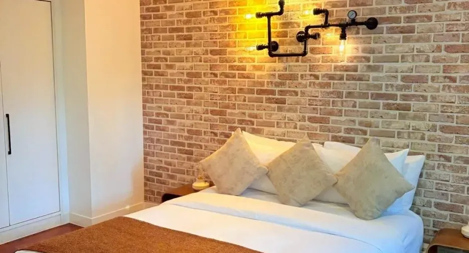 For rent 3 bedrooms apartment in Pathum Wan, Bangkok