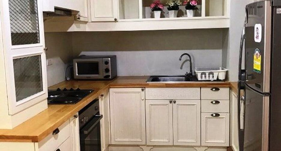 For rent 2 ベッドルーム condo in Watthana, Bangkok