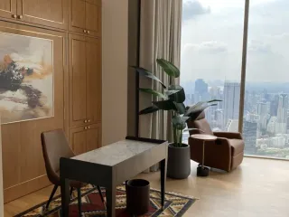 For rent 3 bedrooms condo in Khlong San, Bangkok