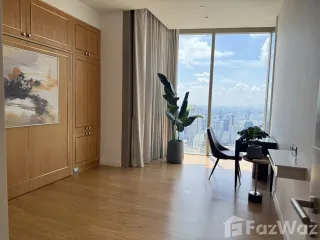 For rent 3 bedrooms condo in Khlong San, Bangkok