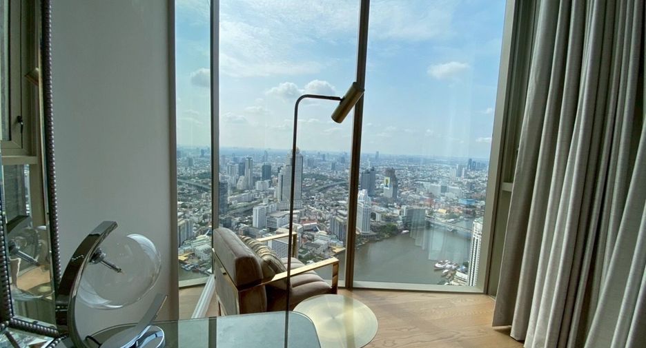 For rent 3 bedrooms condo in Khlong San, Bangkok