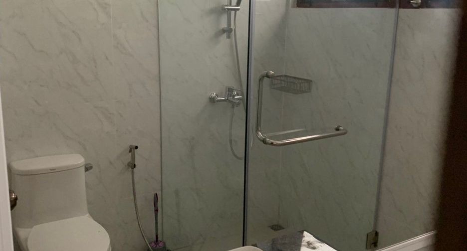 Haus zur Miete mit 4 Zimmer in Suan Luang, Bangkok