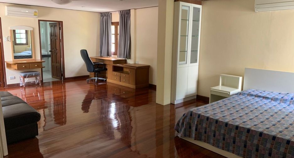 Haus zur Miete mit 4 Zimmer in Suan Luang, Bangkok