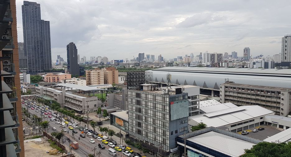 For rent 1 bed condo in Watthana, Bangkok