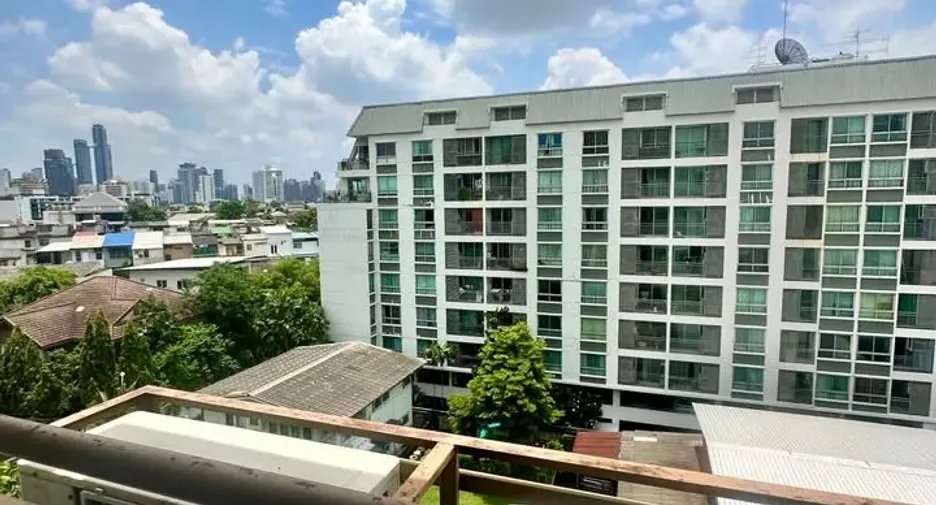 For rent 1 bed condo in Khlong Toei, Bangkok