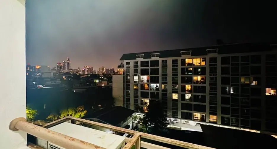 For rent 1 bed condo in Khlong Toei, Bangkok