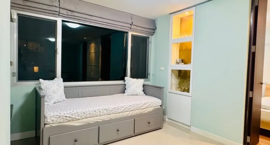 For rent 1 bed condo in Khlong Toei, Bangkok