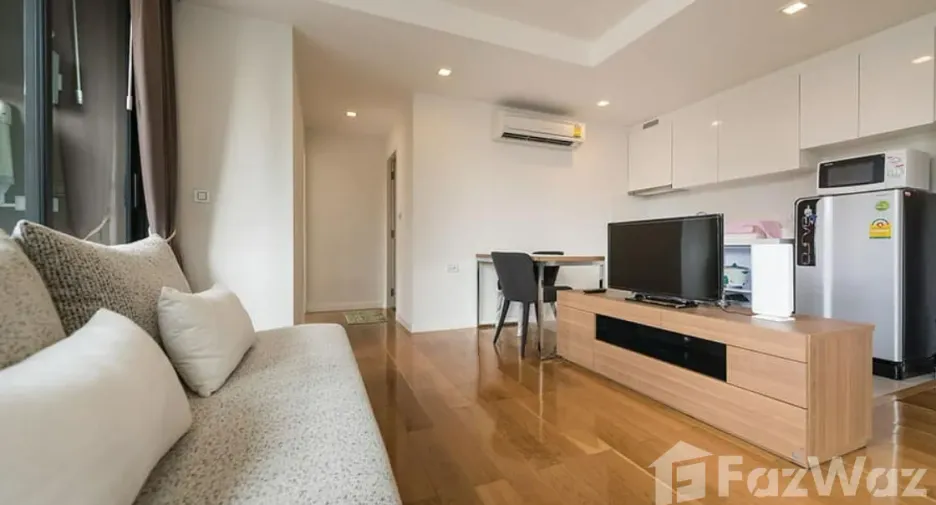 For rent 1 bed condo in Sathon, Bangkok