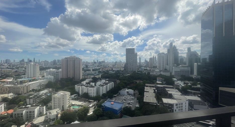 For rent 1 bed condo in Sathon, Bangkok